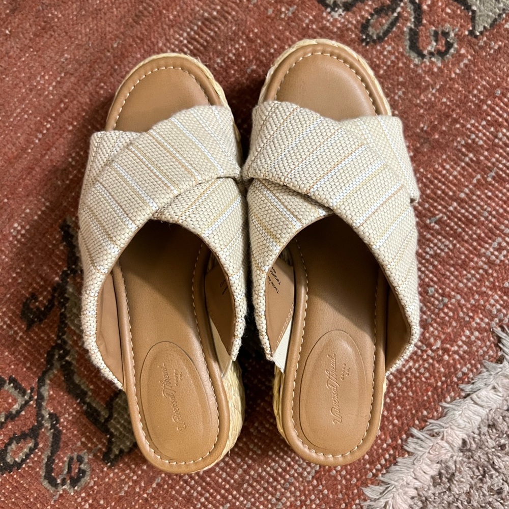 Universal Thread Wedges